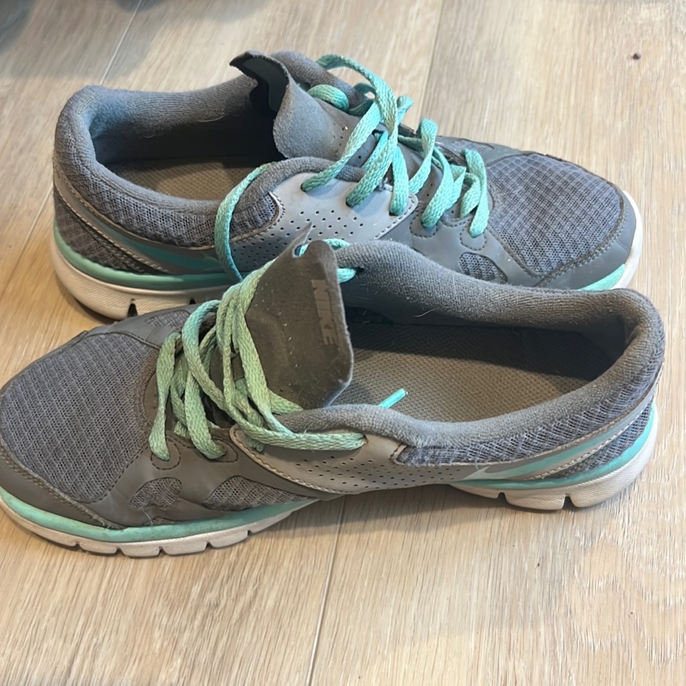 Nike Women’s Shoes - 8